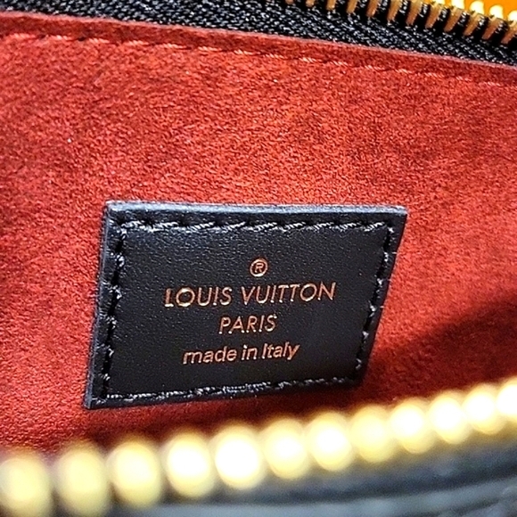 Louis Vuitton | NéoNoé | Bicolor Monogram Empreinte Leather Bucket Bag | NWT - Picture 14 of 16